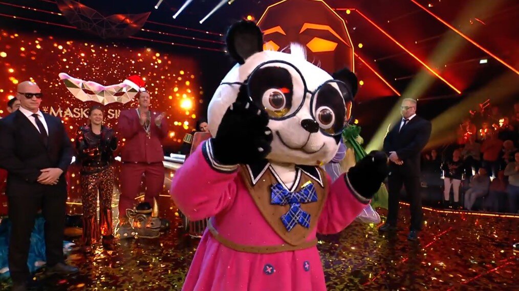 Panda schnappt sich „The Masked Singer“-Pokal – DIESE Sängerin steckte ...