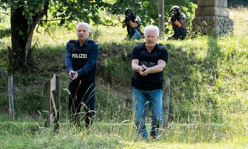 Die Münchner Ermittler Ivo Batic (Miroslav Nemec, l.), Franz Leitmayr (Udo Wachtveitl) auf der Spur eines Serienkillers.